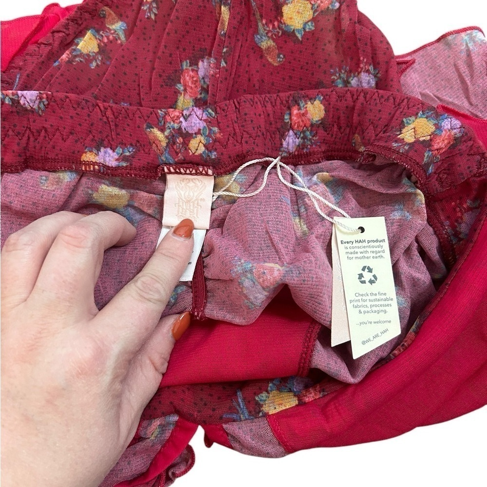 We are HAH Butterfly Printed Bodysuit in Cheap Perfume Wino Womens Sz Med NWT - Picture 9 of 13